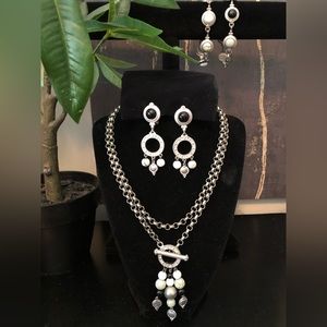 Vintage Premier Silver Toned & Beads Necklace, 2 Bracelets & Matching Earrings